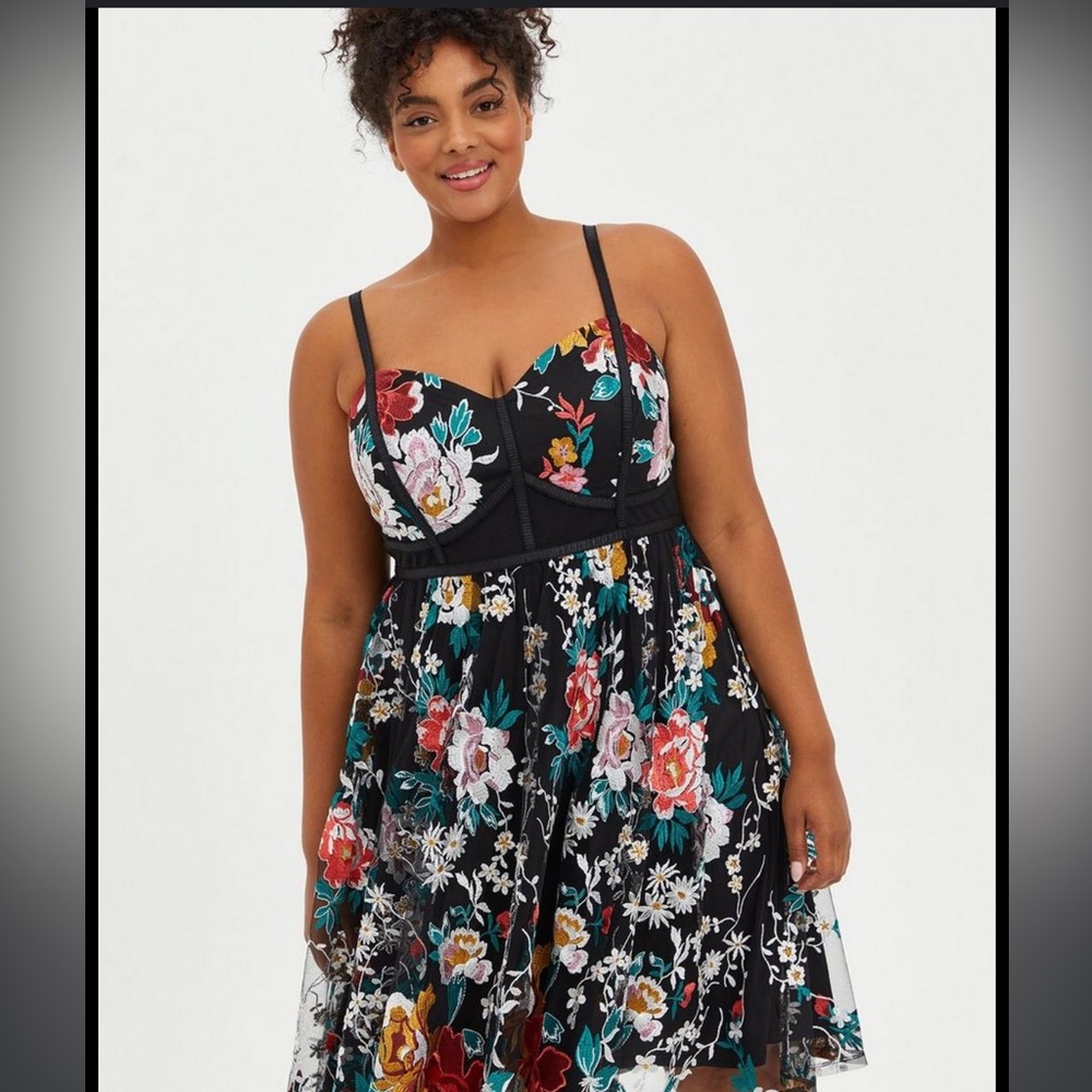 Midi Embroidered Mesh Dress- torrid size 20